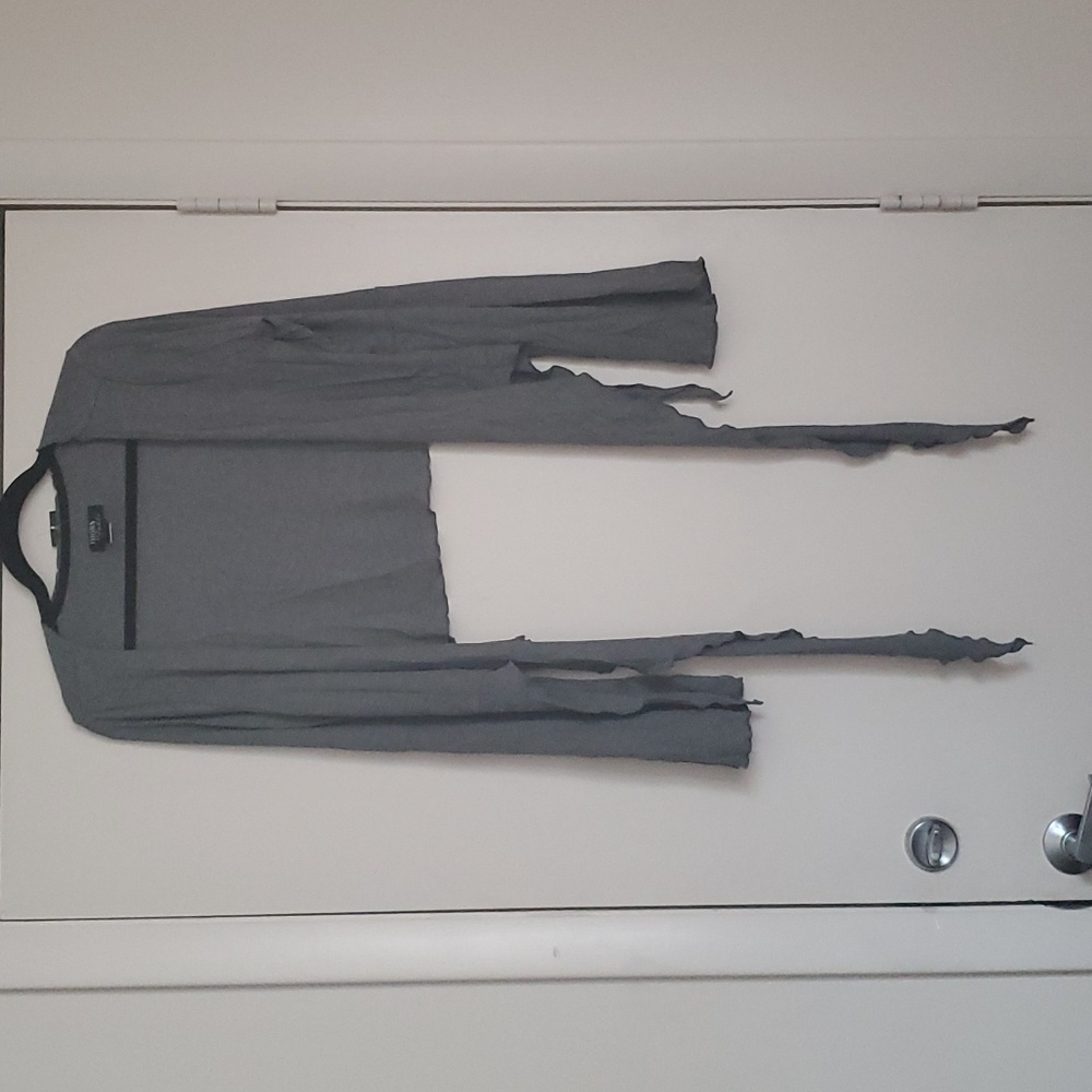 *NWT* Hot Topic's Thorn & Fable Gray Tie Front Bell Sleeve Top